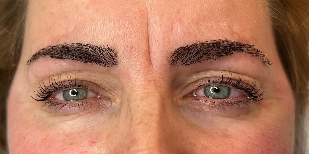 Nachher: Lashlifting mit gefärbten, gezupften Brauen